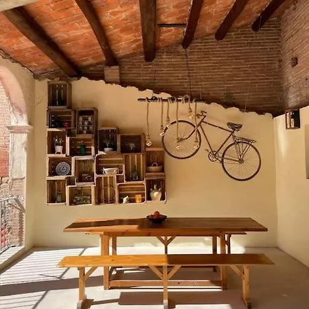 Roca Foradada En Casa Cami De Les Aiguees Monistrol de Montserrat